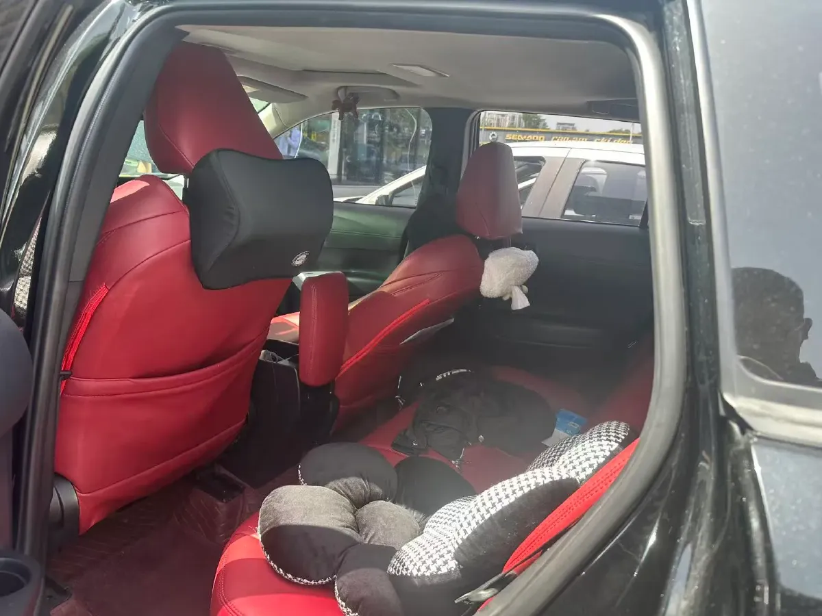 2023 Toyota Frontlander 2.0L 171HP L4 CVT,autocango,china used car exporter,china ev exporter,chinese used car exporter,chinese used ev exporter