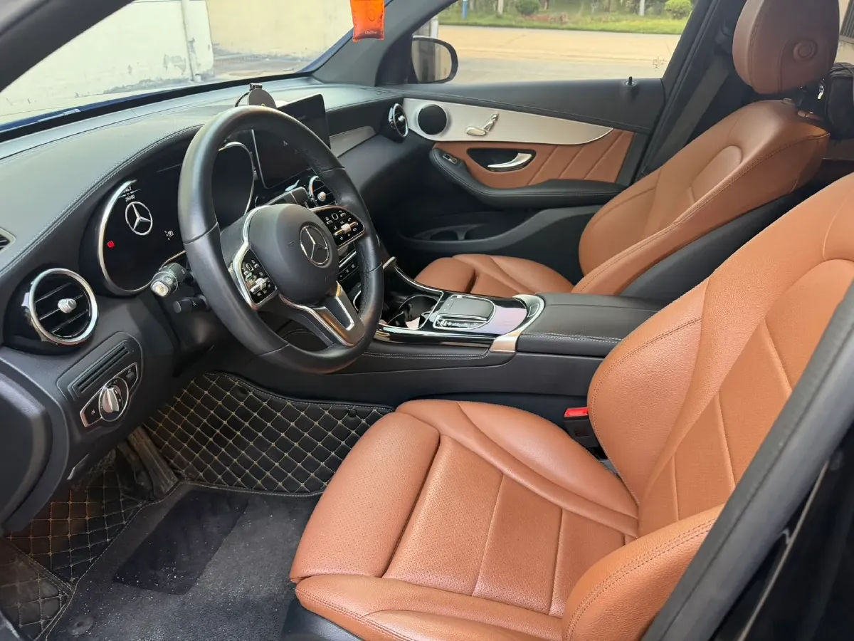 2020 Mercedes-Benz GLC Coupe 2.0T 258HP L4 9AT,autocango,china used car exporter,china ev exporter,chinese used car exporter,chinese used ev exporter