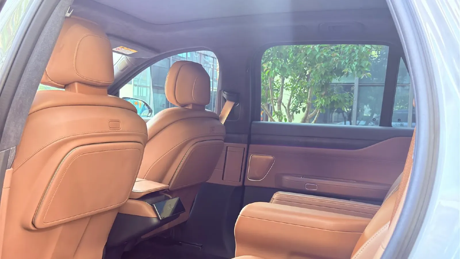 2023 NIO EC7 BEV 100KWH,autocango,china used car exporter,china ev exporter,chinese used car exporter,chinese used ev exporter