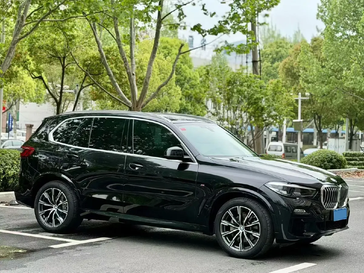 2021 BMW X5 3.0T 340HP L6 8AT,autocango,china used car exporter,china ev exporter,chinese used car exporter,chinese used ev exporter