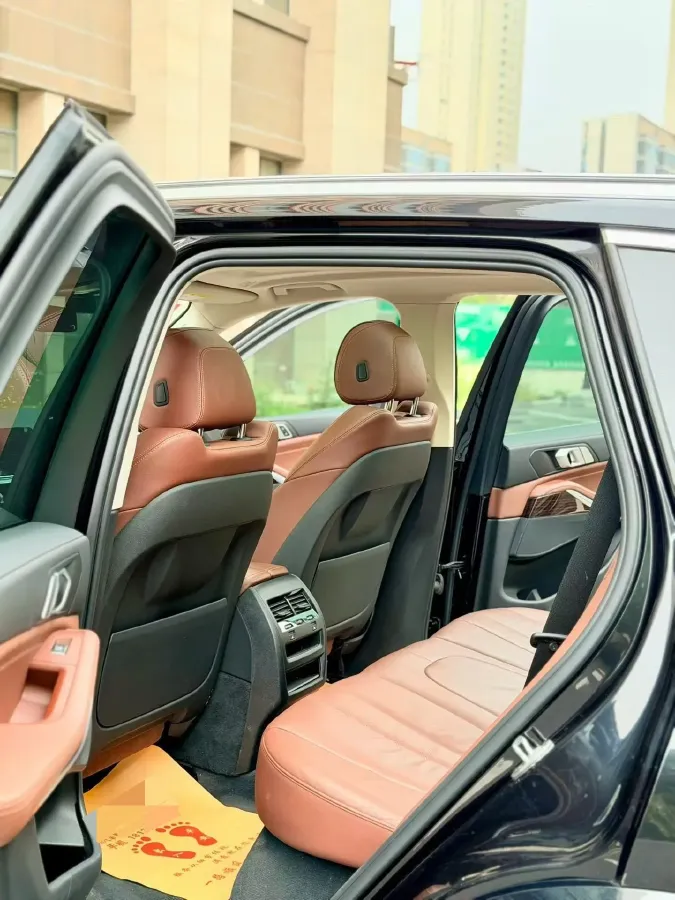 2021 BMW X5 3.0T 340HP L6 8AT,autocango,china used car exporter,china ev exporter,chinese used car exporter,chinese used ev exporter