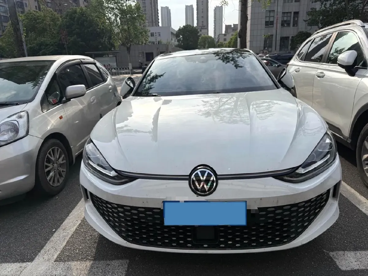 2024 Volkswagen Lamando 1.4T 150HP L4 7DCT,autocango,china used car exporter,china ev exporter,chinese used car exporter,chinese used ev exporter