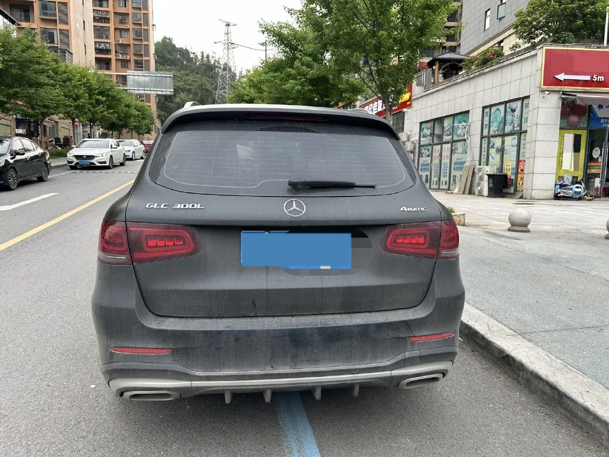 2022 Mercedes-Benz GLC Class 2.0T 258HP L4 9AT,autocango,china used car exporter,china ev exporter,chinese used car exporter,chinese used ev exporter