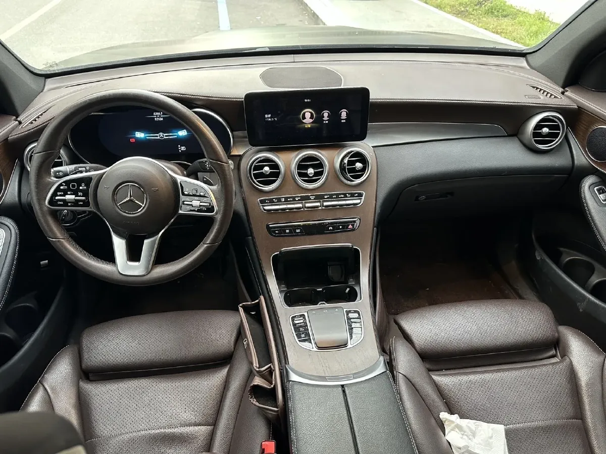 2022 Mercedes-Benz GLC Class 2.0T 258HP L4 9AT,autocango,china used car exporter,china ev exporter,chinese used car exporter,chinese used ev exporter