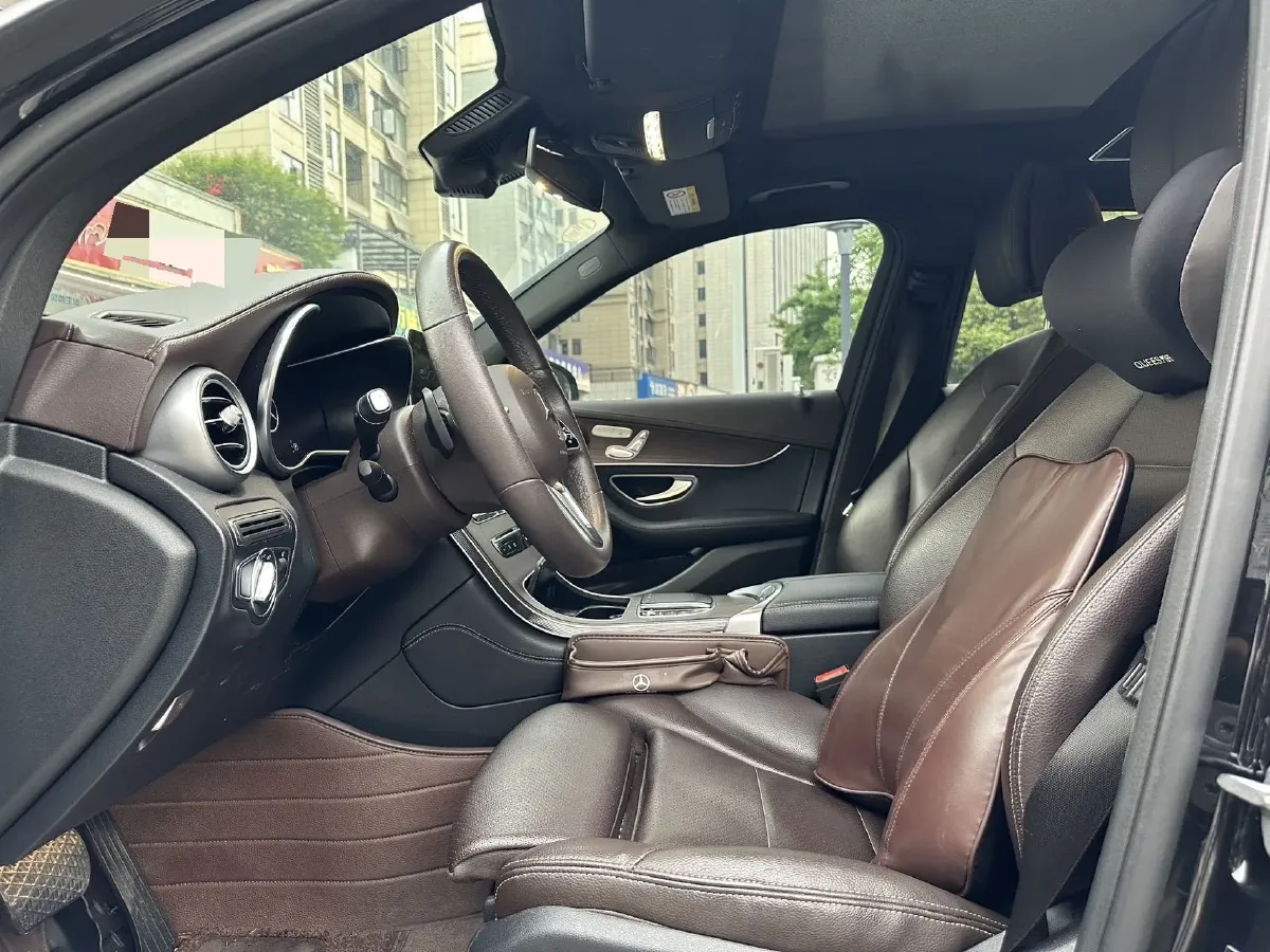 2022 Mercedes-Benz GLC Class 2.0T 258HP L4 9AT,autocango,china used car exporter,china ev exporter,chinese used car exporter,chinese used ev exporter