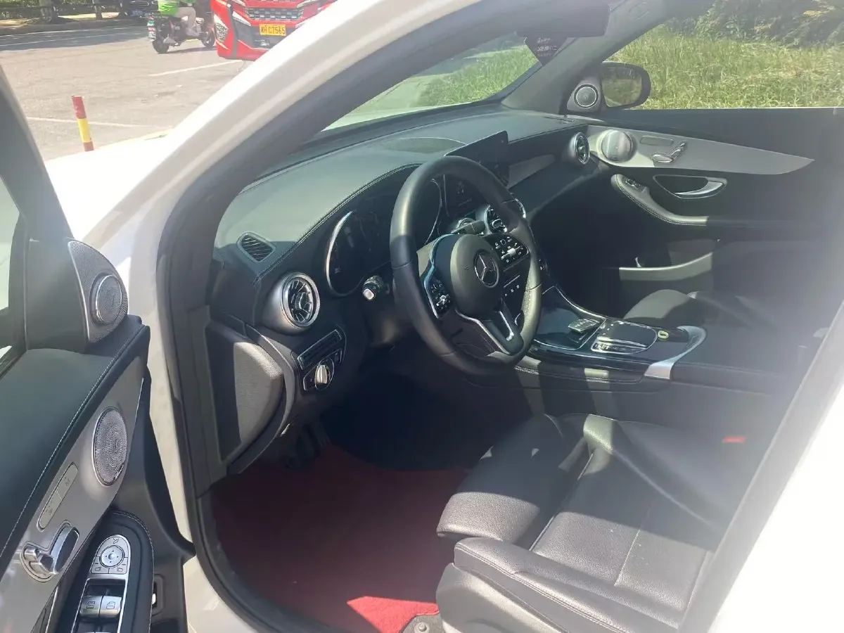 2022 Mercedes-Benz GLC Class 2.0T 197HP L4 9AT,autocango,china used car exporter,china ev exporter,chinese used car exporter,chinese used ev exporter