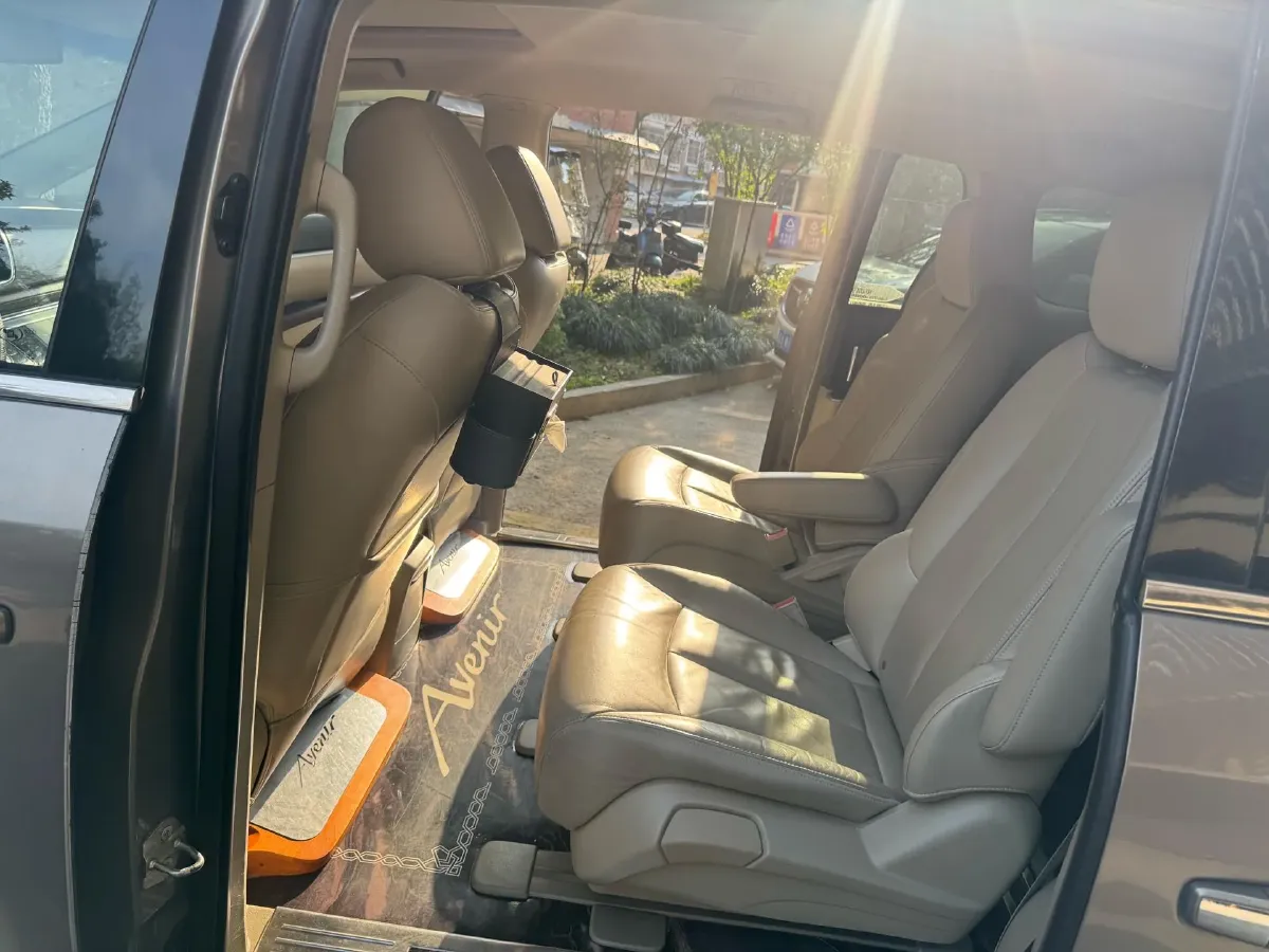 2018 Buick GL8 2.0T 260HP L4 6AT,autocango,china used car exporter,china ev exporter,chinese used car exporter,chinese used ev exporter