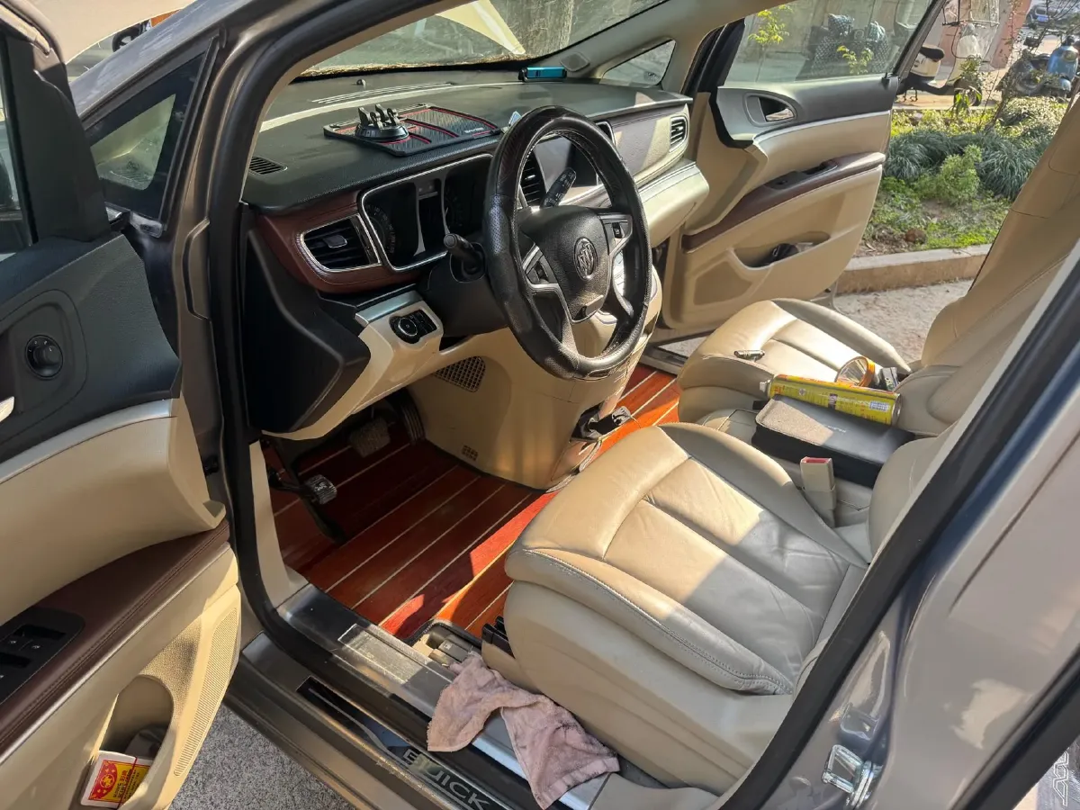 2018 Buick GL8 2.0T 260HP L4 6AT,autocango,china used car exporter,china ev exporter,chinese used car exporter,chinese used ev exporter