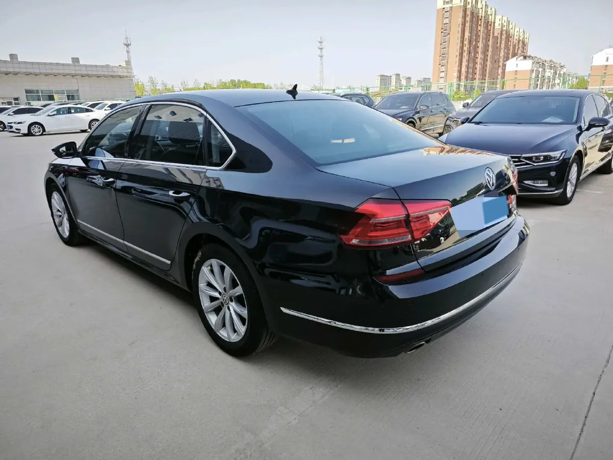 2017 Volkswagen Passat 1.8T 180HP L4 7DCT,autocango,china used car exporter,china ev exporter,chinese used car exporter,chinese used ev exporter