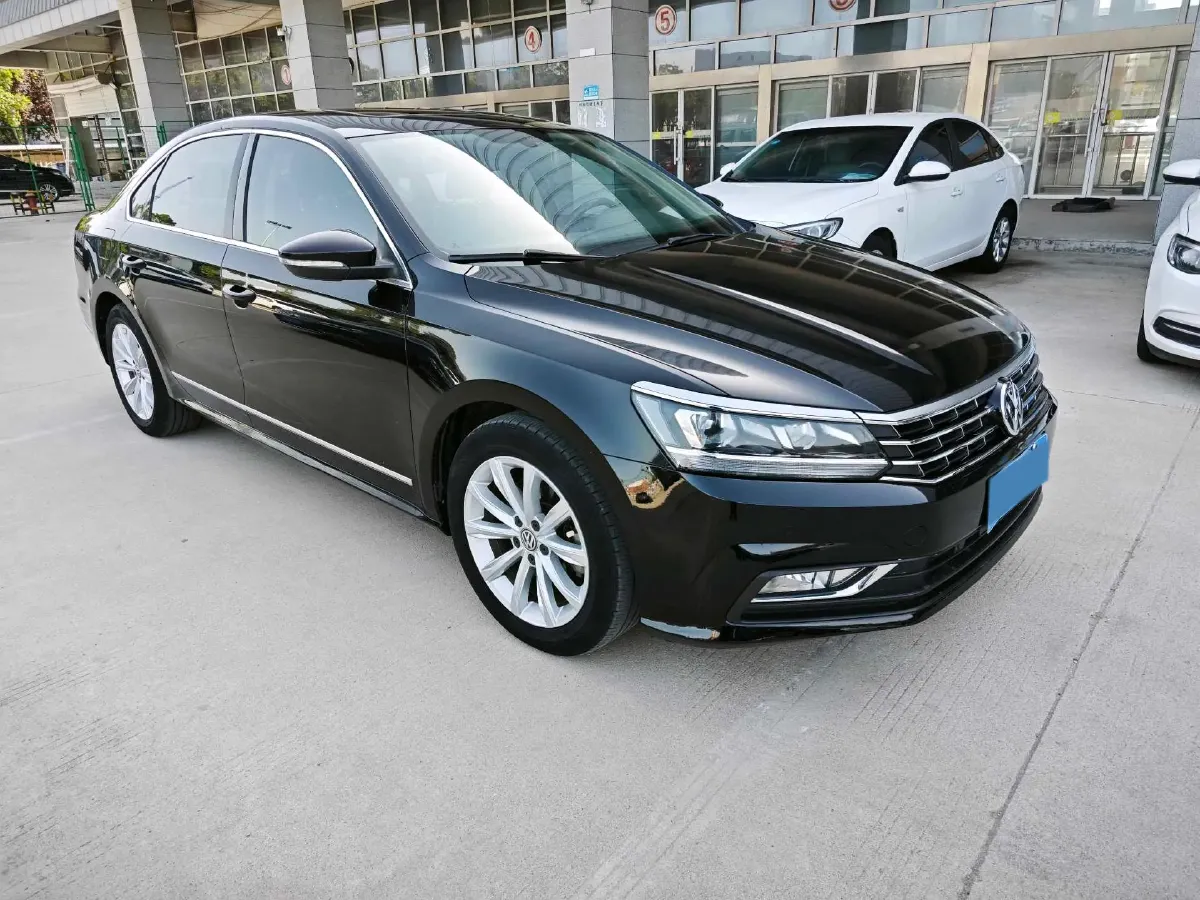 2017 Volkswagen Passat 1.8T 180HP L4 7DCT,autocango,china used car exporter,china ev exporter,chinese used car exporter,chinese used ev exporter