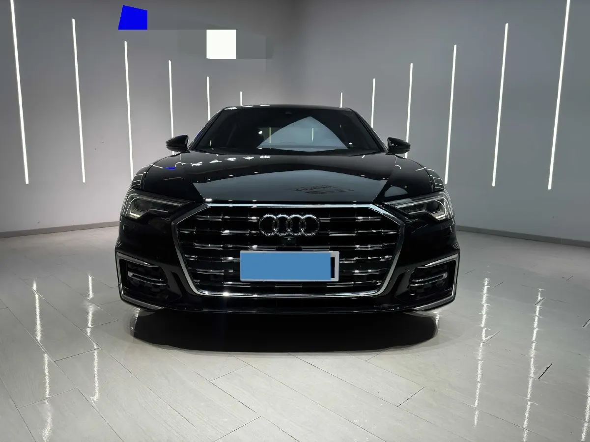2023 Audi A6L 2.0T 245HP L4 7DCT,autocango,china used car exporter,china ev exporter,chinese used car exporter,chinese used ev exporter
