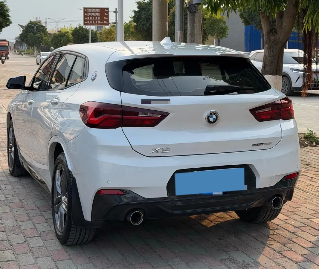 2021 BMW X2 2.0T 192HP L4 7DCT,autocango,china used car exporter,china ev exporter,chinese used car exporter,chinese used ev exporter