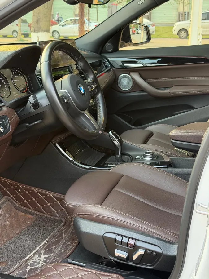 2021 BMW X2 2.0T 192HP L4 7DCT,autocango,china used car exporter,china ev exporter,chinese used car exporter,chinese used ev exporter