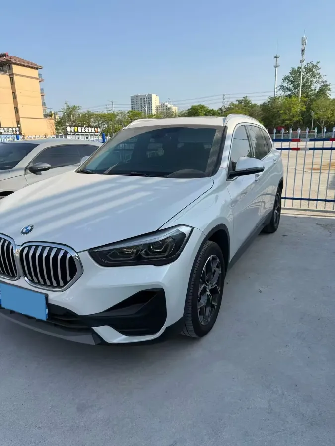 2021 BMW X1 2.0T 192HP L4 7DCT,autocango,china used car exporter,china ev exporter,chinese used car exporter,chinese used ev exporter