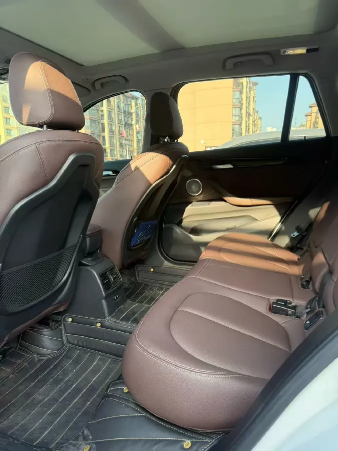 2021 BMW X1 2.0T 192HP L4 7DCT,autocango,china used car exporter,china ev exporter,chinese used car exporter,chinese used ev exporter