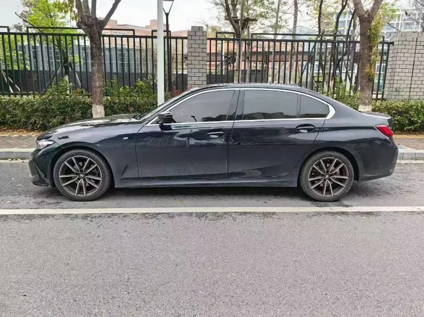 2023 BMW 3 Series 2.0T 184HP L4 8AT,autocango,china used car exporter,china ev exporter,chinese used car exporter,chinese used ev exporter