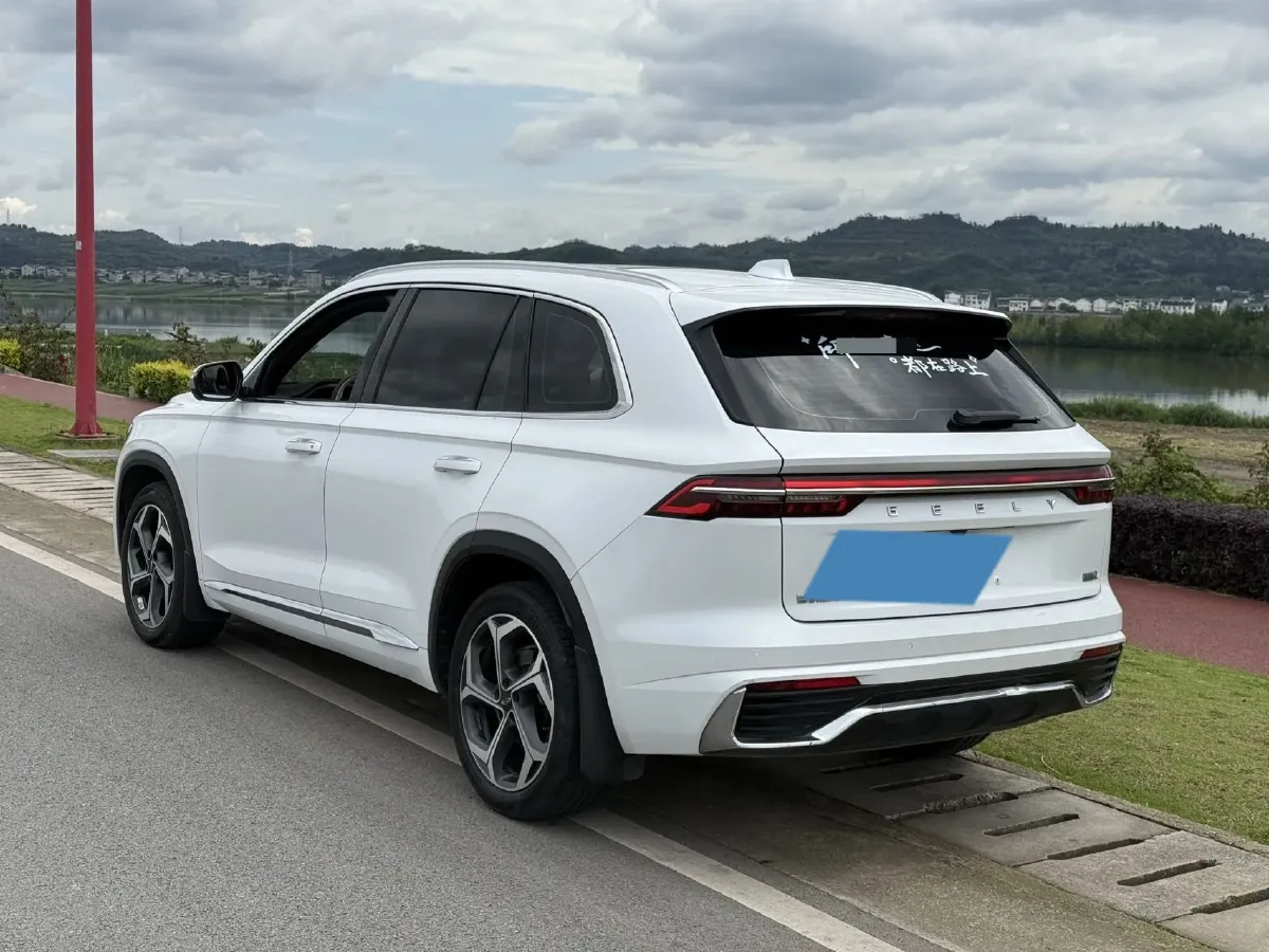 2021 Geely Monjaro 2.0T 218HP L4 7DCT,autocango,china used car exporter,china ev exporter,chinese used car exporter,chinese used ev exporter