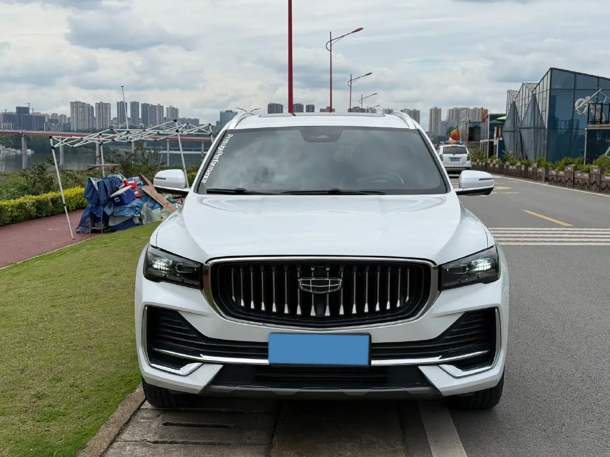 2021 Geely Monjaro 2.0T 218HP L4 7DCT,autocango,china used car exporter,china ev exporter,chinese used car exporter,chinese used ev exporter