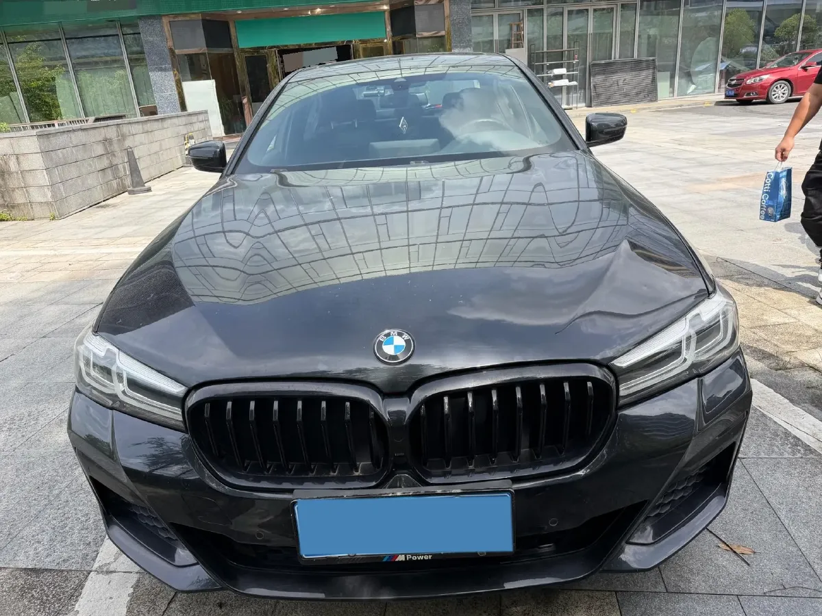 2021 BMW 5 Series 2.0T 184HP L4 8AT,autocango,china used car exporter,china ev exporter,chinese used car exporter,chinese used ev exporter