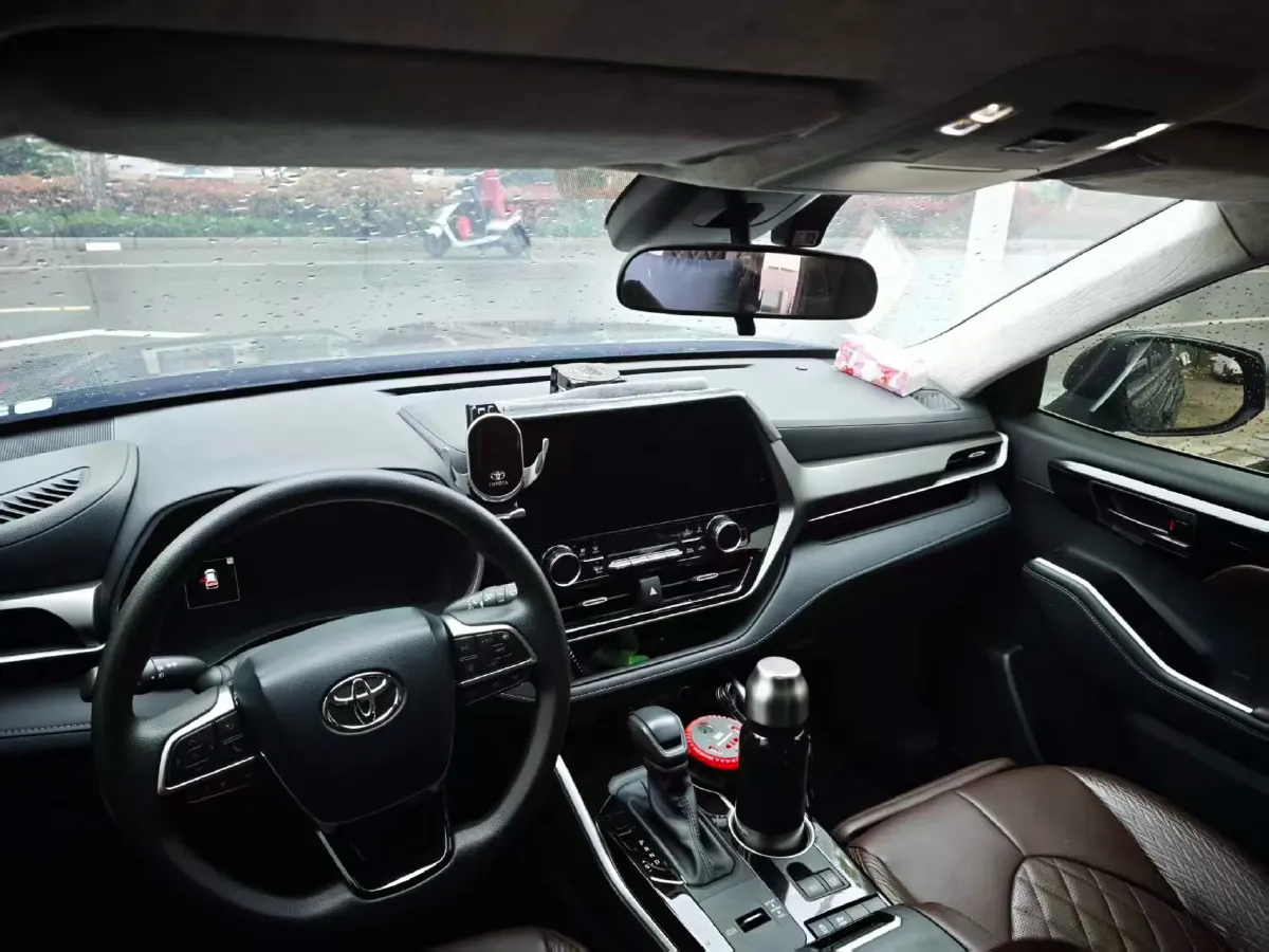 2024 Toyota Highlander 2.5L 189HP L4 E-CVT Hybrid,autocango,china used car exporter,china ev exporter,chinese used car exporter,chinese used ev exporter