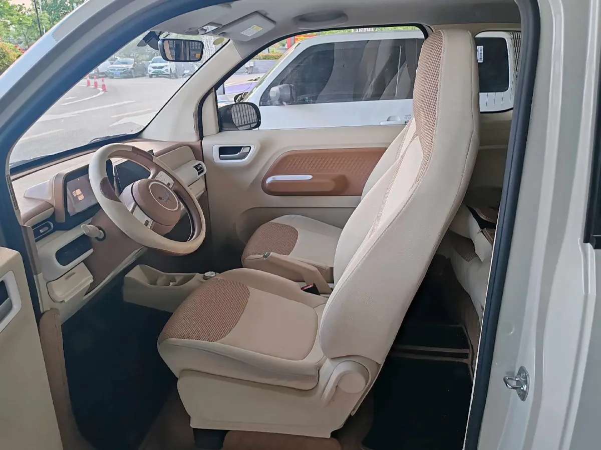 2024 WuLing HongGuang MINI EV BEV 17.3KWH,autocango,china used car exporter,china ev exporter,chinese used car exporter,chinese used ev exporter