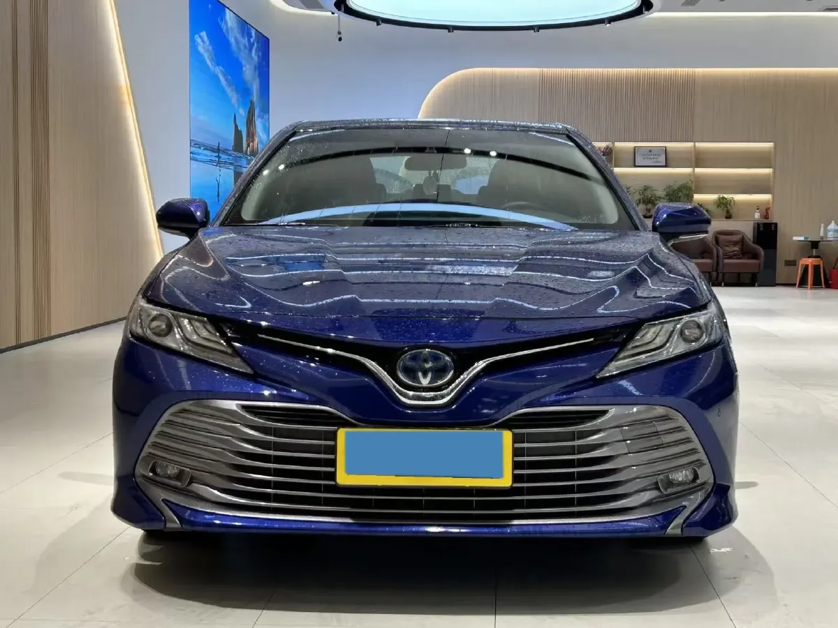2019 Toyota Camry 2.5L 178HP L4 E-CVT Hybrid,autocango,china used car exporter,china ev exporter,chinese used car exporter,chinese used ev exporter
