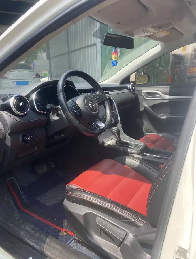 2019 MAXUS D60 1.5T 169HP L4 7DCT,autocango,china used car exporter,china ev exporter,chinese used car exporter,chinese used ev exporter