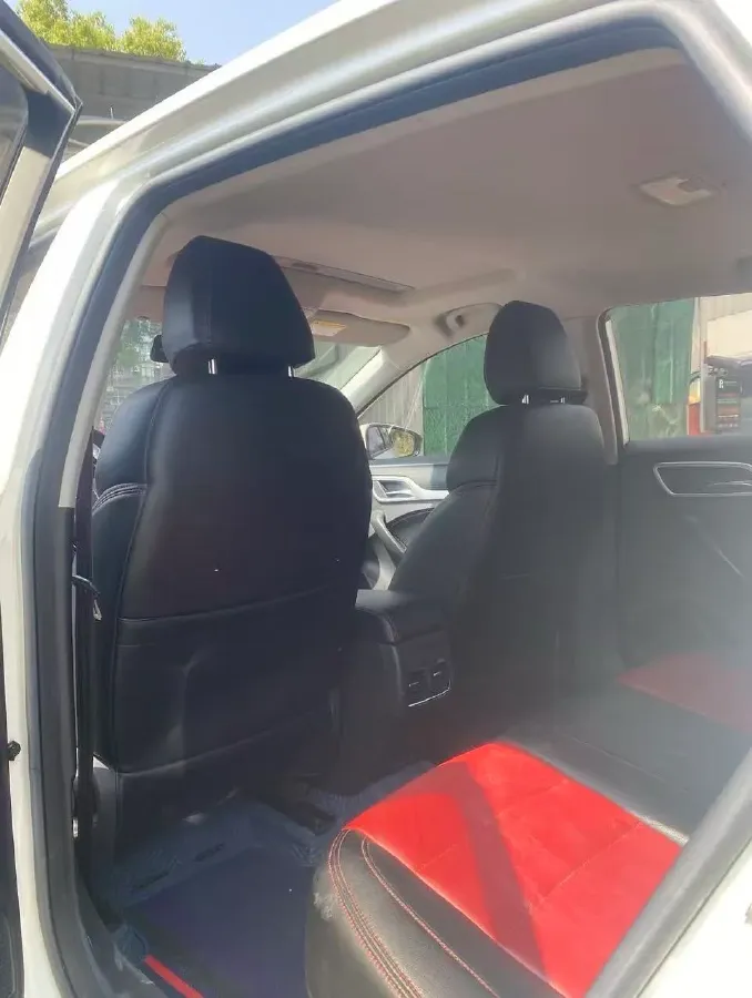 2019 MAXUS D60 1.5T 169HP L4 7DCT,autocango,china used car exporter,china ev exporter,chinese used car exporter,chinese used ev exporter