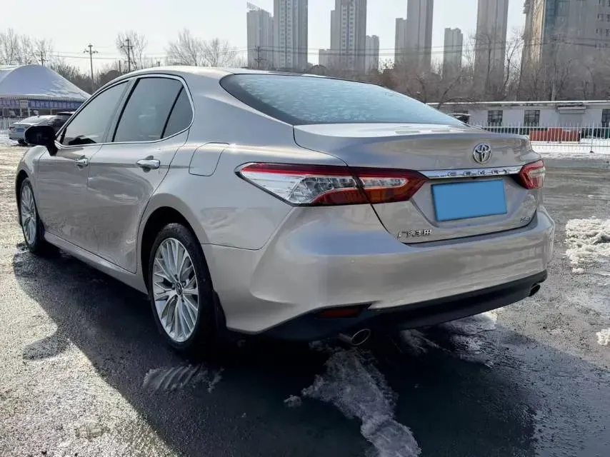 2019 Toyota Camry 2.5L 209HP L4 8AT,autocango,china used car exporter,china ev exporter,chinese used car exporter,chinese used ev exporter