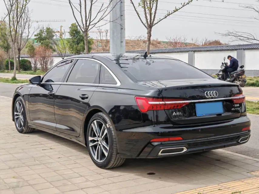 2020 Audi A6L 2.0T 224HP L4 7DCT,autocango,china used car exporter,china ev exporter,chinese used car exporter,chinese used ev exporter