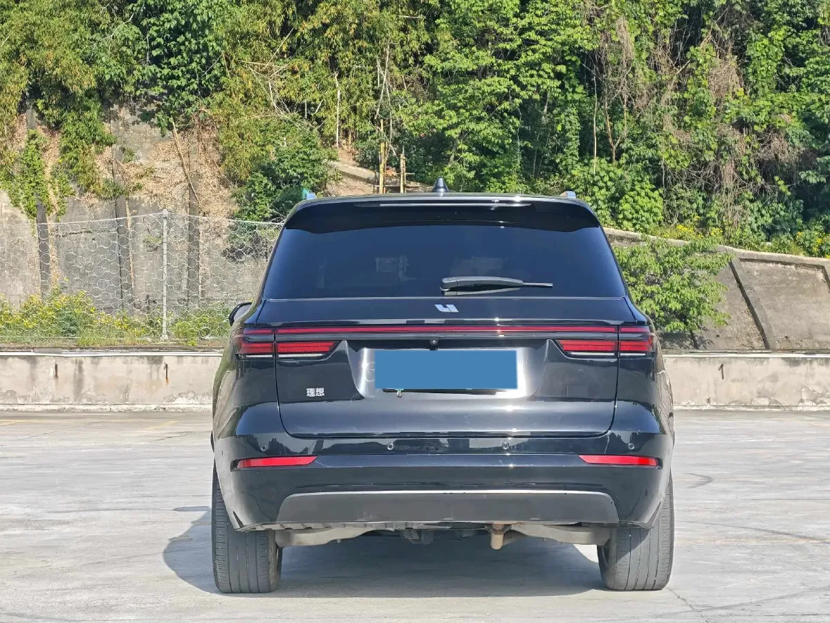 2021 Li ONE Range Extended 131HP REEV 40.5KWH,autocango,china used car exporter,china ev exporter,chinese used car exporter,chinese used ev exporter