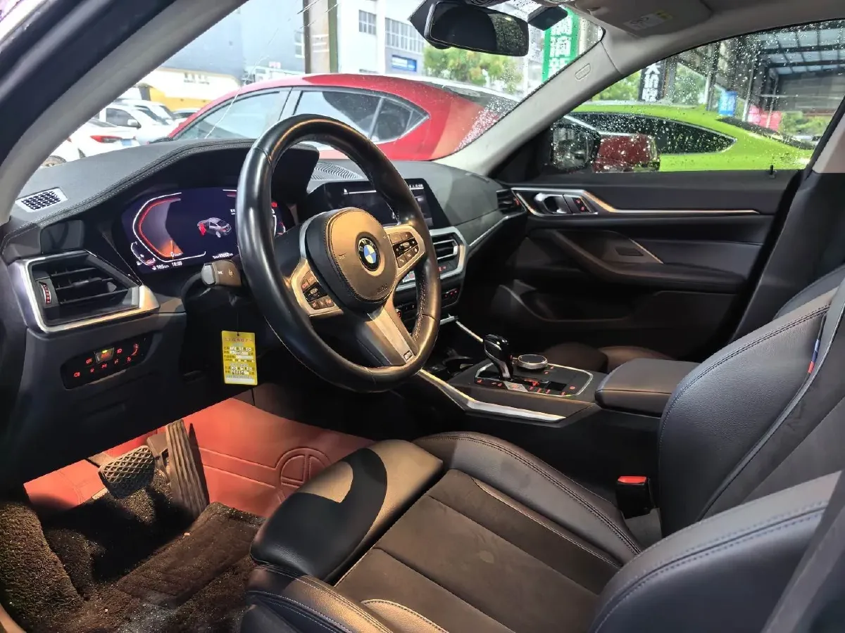 2022 BMW 8 Series 3.0T 333HP L6 8AT,autocango,china used car exporter,china ev exporter,chinese used car exporter,chinese used ev exporter