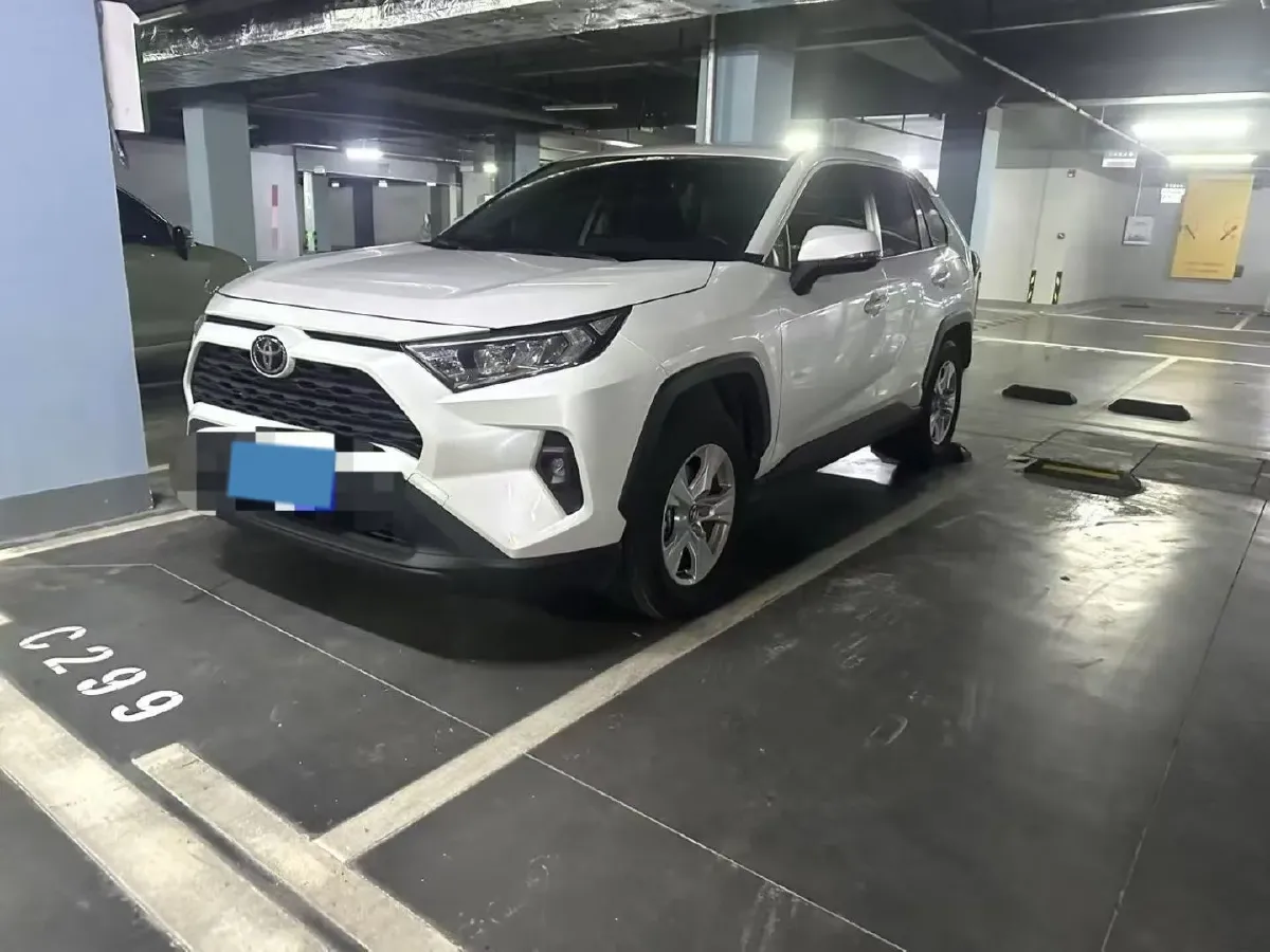 2023 Toyota RAV4 2.0L 171HP L4 CVT,autocango,china used car exporter,china ev exporter,chinese used car exporter,chinese used ev exporter
