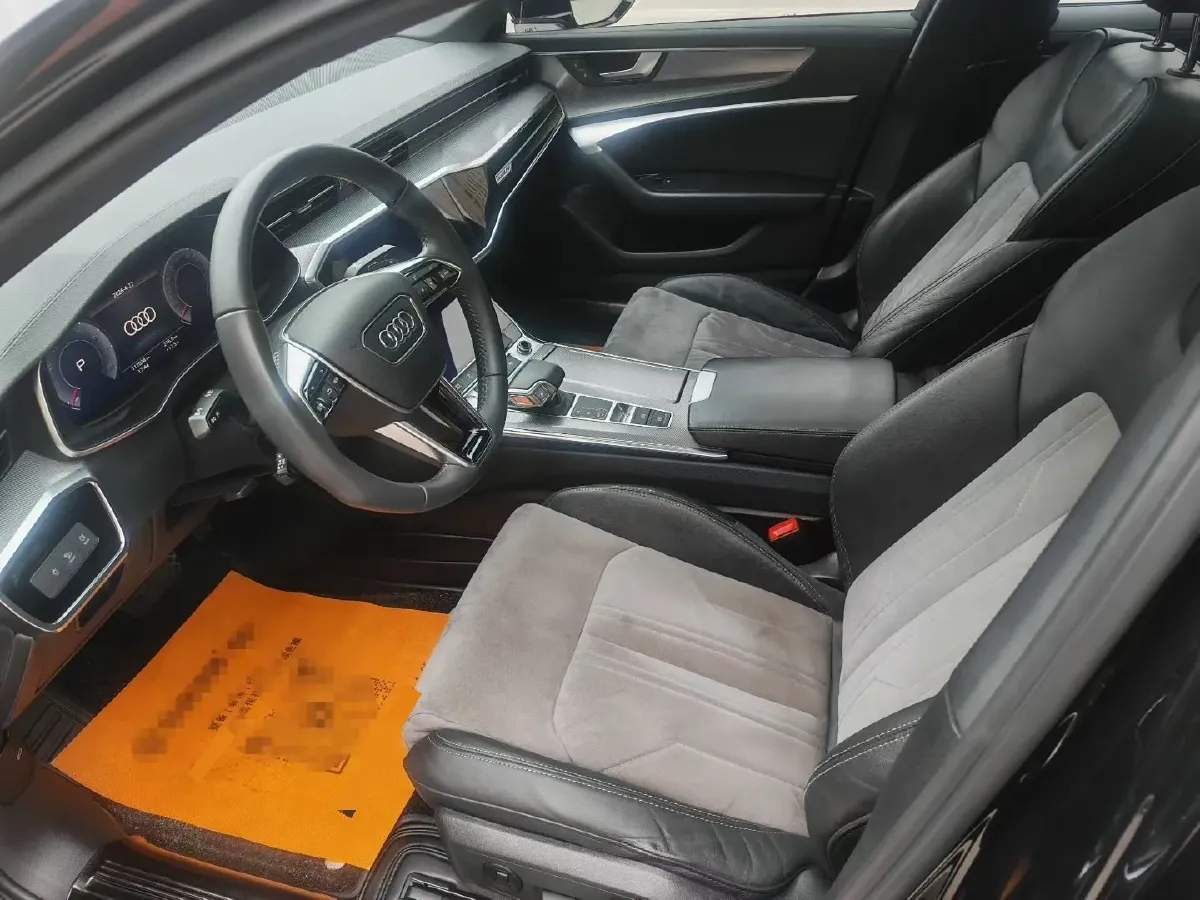 2020 Audi A6L 2.0T 224HP L4 7DCT,autocango,china used car exporter,china ev exporter,chinese used car exporter,chinese used ev exporter