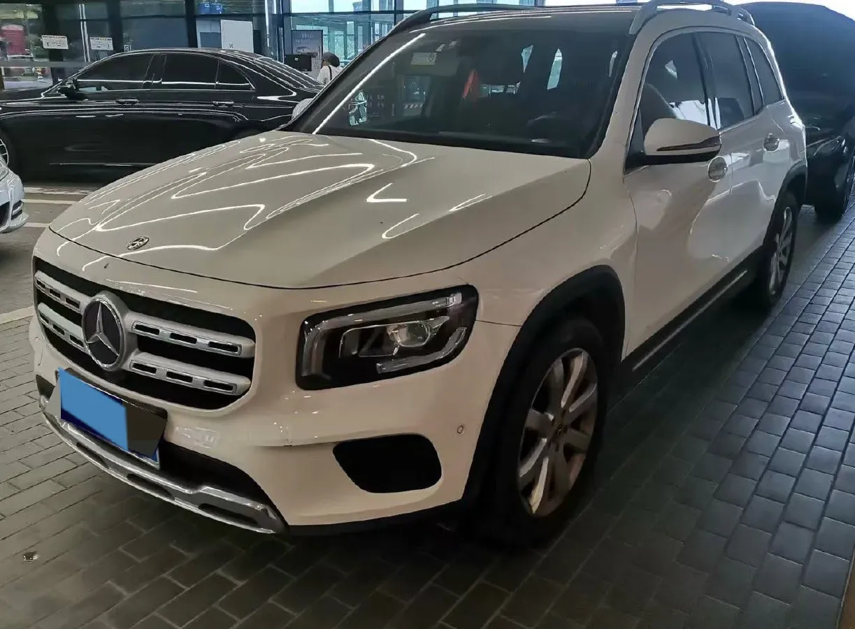 2020 Mercedes-Benz GLB Class 1.3T 163HP L4 7DCT,autocango,china used car exporter,china ev exporter,chinese used car exporter,chinese used ev exporter
