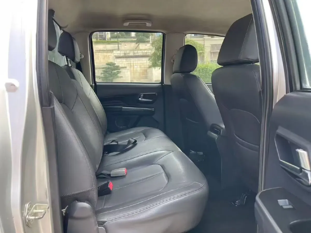 2021 Great Wall Wingle 5 2.0T 139HP L4 6MT,autocango,china used car exporter,china ev exporter,chinese used car exporter,chinese used ev exporter