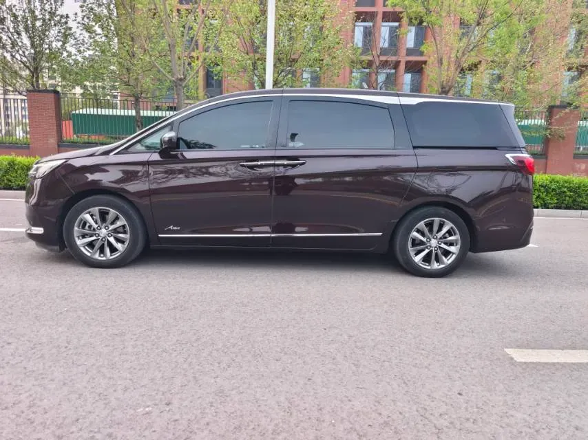 2022 Buick GL8 2.0T 237HP L4 9AT,autocango,china used car exporter,china ev exporter,chinese used car exporter,chinese used ev exporter