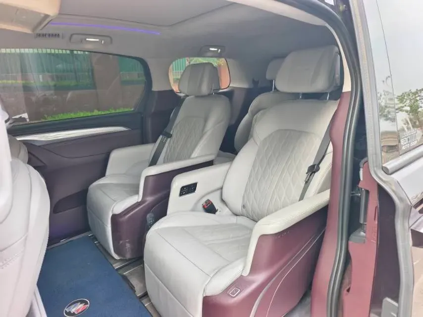 2022 Buick GL8 2.0T 237HP L4 9AT,autocango,china used car exporter,china ev exporter,chinese used car exporter,chinese used ev exporter