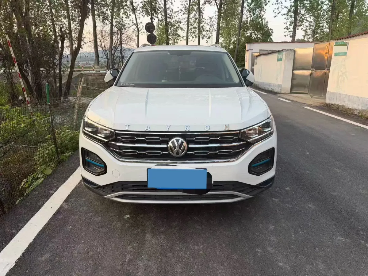 2019 Jeep Cherokee 2.0T 234HP L4 9AT,autocango,china used car exporter,china ev exporter,chinese used car exporter,chinese used ev exporter