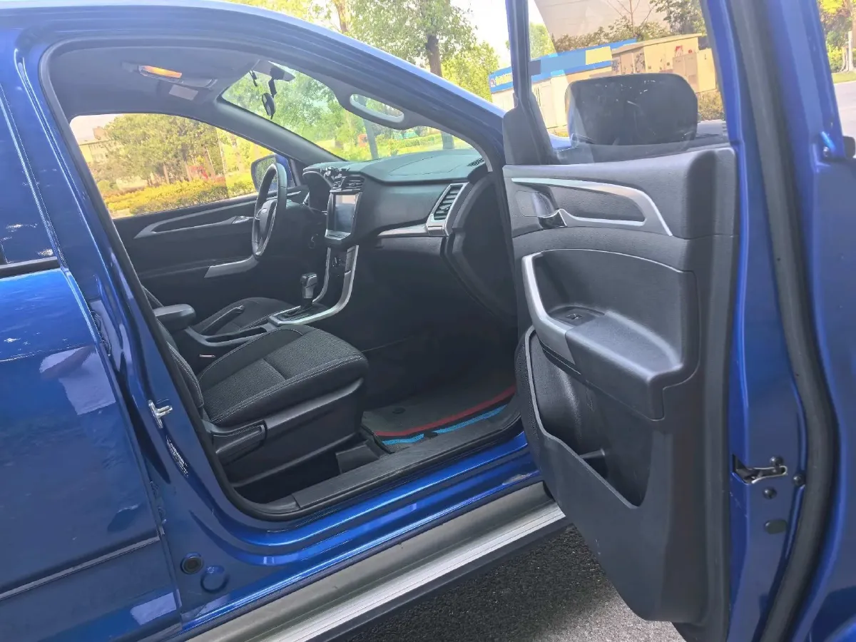 2022 MAXUS T70 2.0T 163HP L4 6AT,autocango,china used car exporter,china ev exporter,chinese used car exporter,chinese used ev exporter