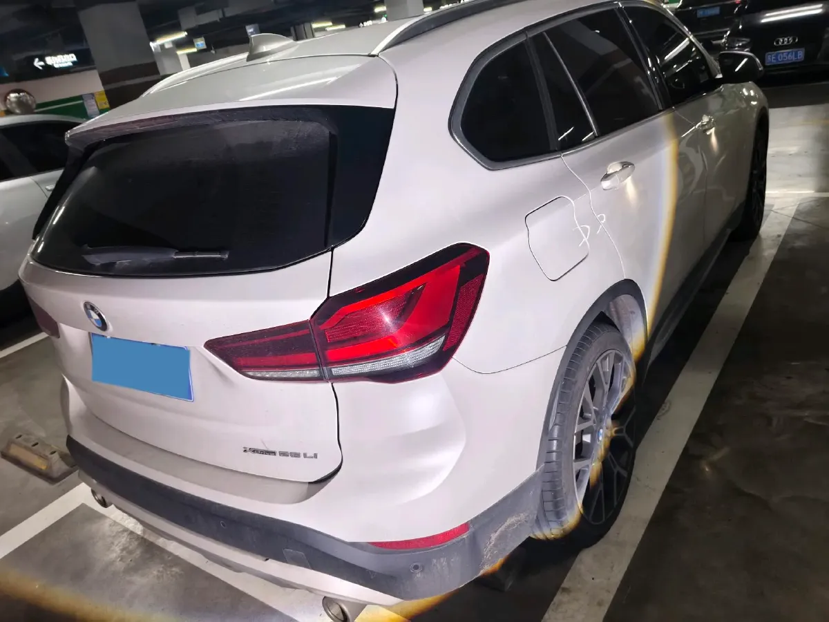2021 BMW X1 2.0T 192HP L4 8AT,autocango,china used car exporter,china ev exporter,chinese used car exporter,chinese used ev exporter