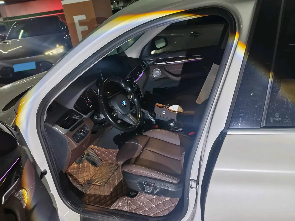 2021 BMW X1 2.0T 192HP L4 8AT,autocango,china used car exporter,china ev exporter,chinese used car exporter,chinese used ev exporter