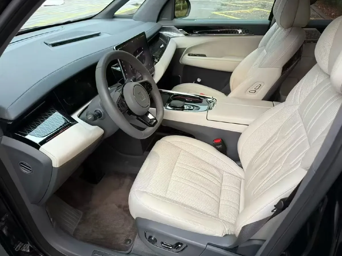 2022 Zeekr 009 BEV 116KWH,autocango,china used car exporter,china ev exporter,chinese used car exporter,chinese used ev exporter