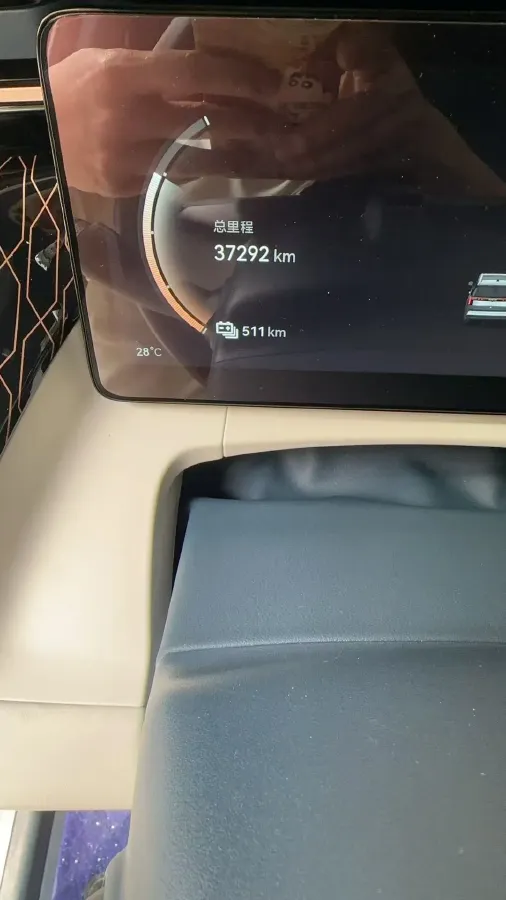 2022 Zeekr 009 BEV 116KWH,autocango,china used car exporter,china ev exporter,chinese used car exporter,chinese used ev exporter