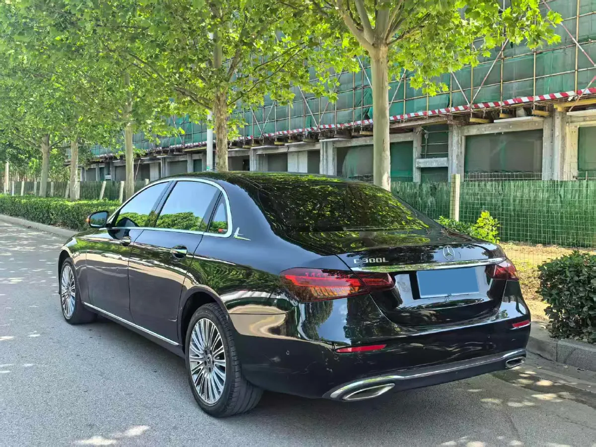 2021 Mercedes-Benz E Class 2.0T 258HP L4 9AT,autocango,china used car exporter,china ev exporter,chinese used car exporter,chinese used ev exporter