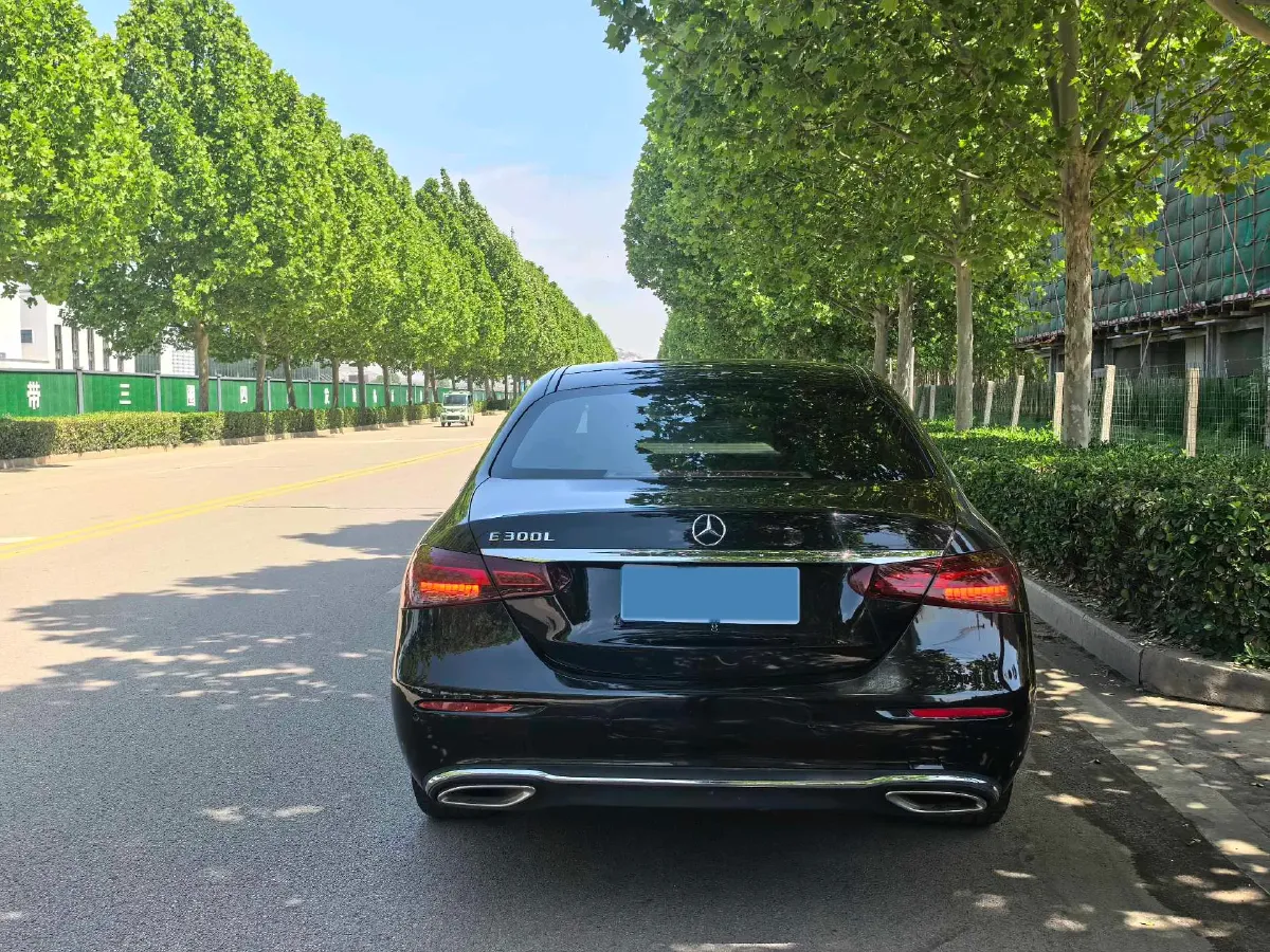 2021 Mercedes-Benz E Class 2.0T 258HP L4 9AT,autocango,china used car exporter,china ev exporter,chinese used car exporter,chinese used ev exporter