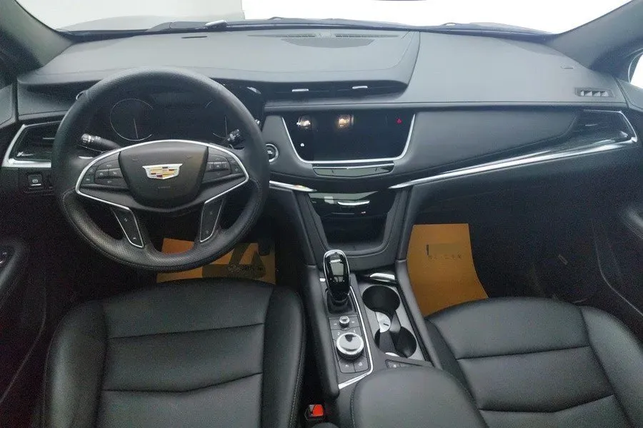 2022 Cadillac XT5 2.0T 237HP L4 9AT,autocango,china used car exporter,china ev exporter,chinese used car exporter,chinese used ev exporter