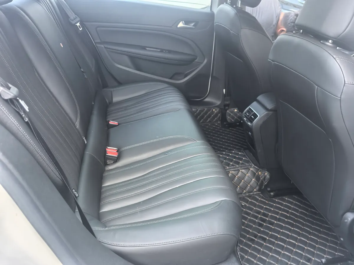 2022 Peugeot 408 1.6T 170HP L4 6AT,autocango,china used car exporter,china ev exporter,chinese used car exporter,chinese used ev exporter