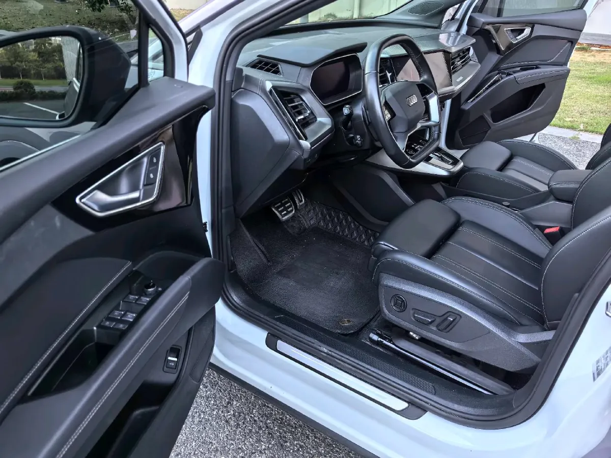 2024 Audi Q4 e-tron BEV 84.8KWH,autocango,china used car exporter,china ev exporter,chinese used car exporter,chinese used ev exporter