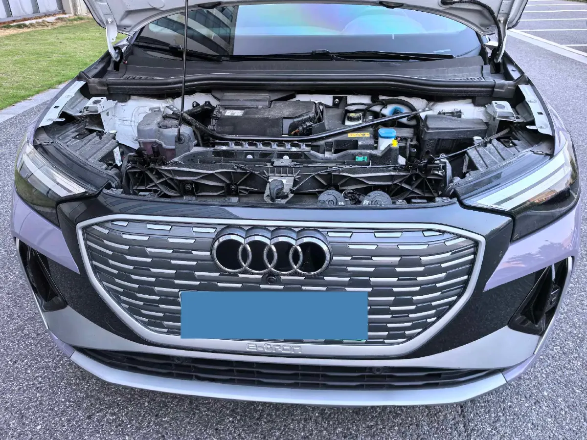 2024 Audi Q4 e-tron BEV 84.8KWH,autocango,china used car exporter,china ev exporter,chinese used car exporter,chinese used ev exporter